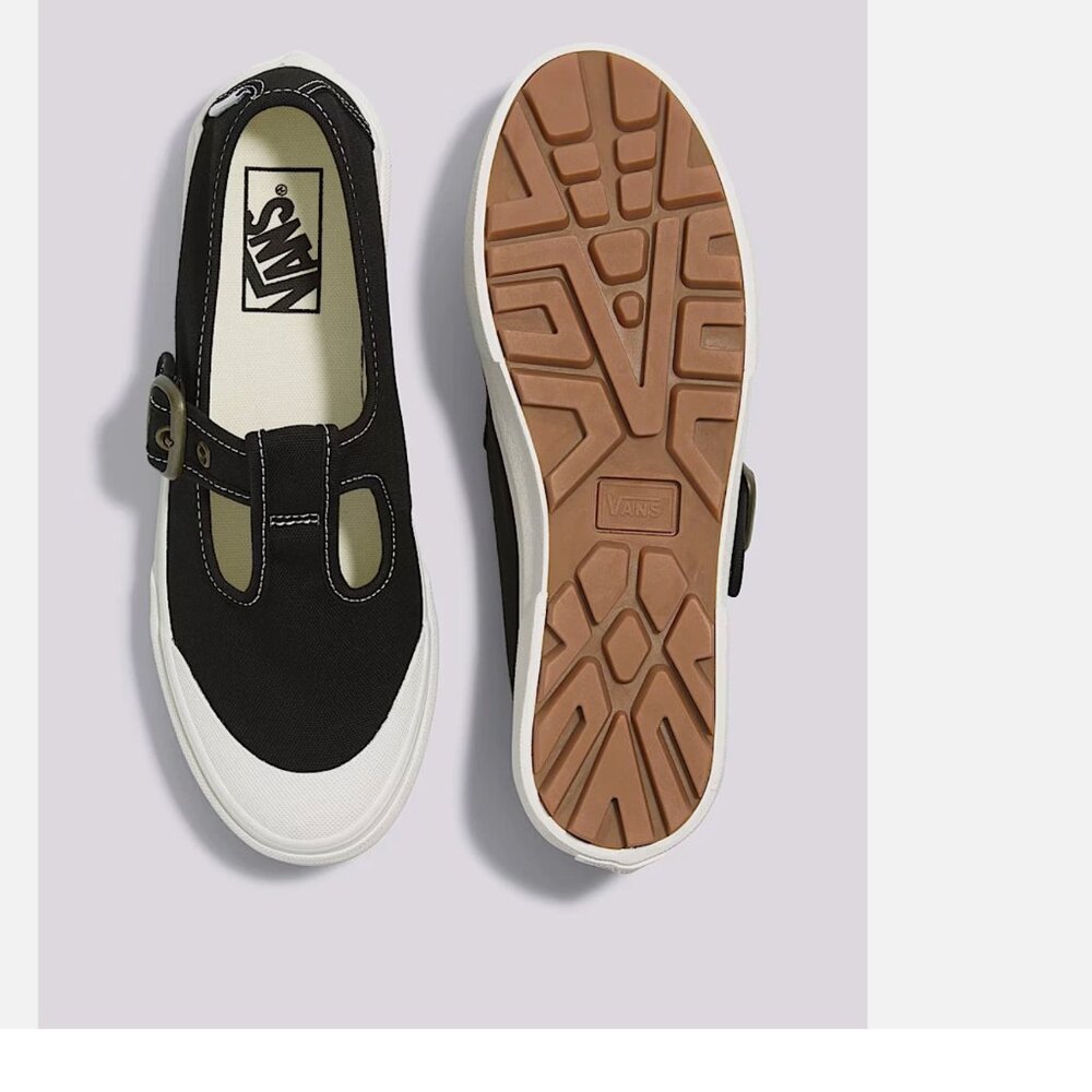 NEW VANS STYLE 93 MARY JANE BUCKLE SHOES BLACK / WHITE M6.5 W  8